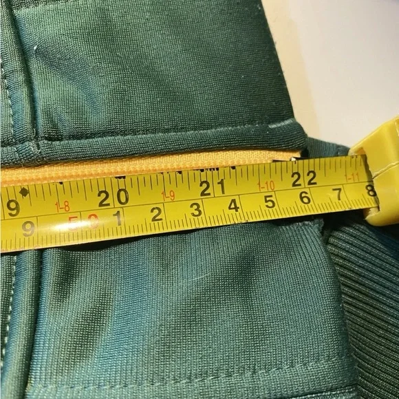 Brooks Track Jacket Team Australia Women’s Medium Green & Yellow Full Zip - Picture 11 of 11